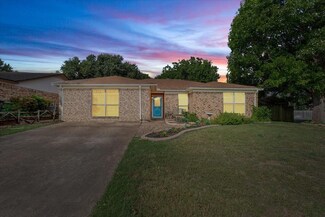 2101 Ramada Dr, Woodway, TX 76712