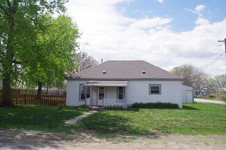 307 Curran Ave, Ansley, NE 68814