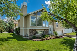 11915 Oakridge Rd, Sandy, UT 84094
