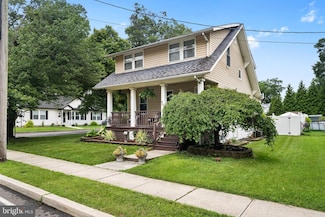 501 E Evesham Ave, Magnolia, NJ 08049