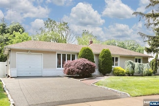 363 5th Ave, River Edge, NJ 07661