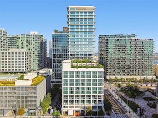 1000 Water St Unit 2202, Tampa, FL 33602