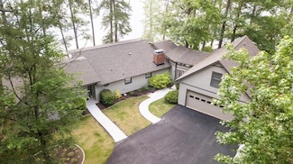 681 Layfield Branch Rd, Hamilton, GA 31811