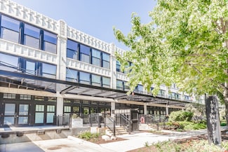 1070 W 15th St Unit 105, Chicago, IL 60608
