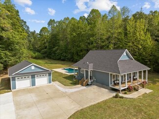 5888 Poplar Grove Rd, Mc Ewen, TN 37101