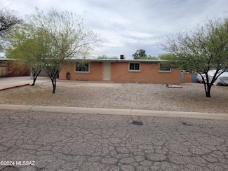1702 S Avenida Ursa, Tucson, AZ 85710