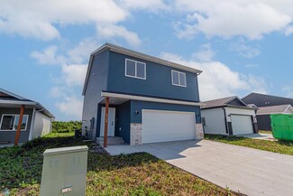 6728 66th Ave S, Horace, ND 58047