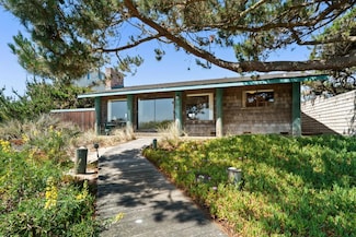66 Avocet Cir, Watsonville, CA 95076