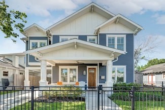 1132 Omar St, Houston, TX 77009