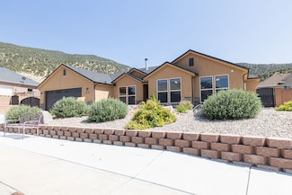 1054 E Ashdown Forest Rd, Cedar City, UT 84721