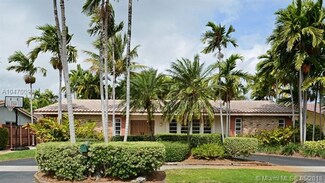 2021 NE 208th St, Miami, FL 33179