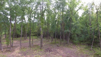 L15 River Rd, Melrose, NY 12121