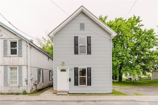 523 Jefferson St, Watertown, NY 13601