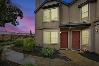 251 Gibson Dr Unit G52, Hollister, CA 95023