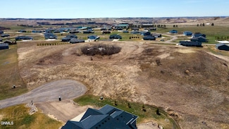 700 Branding Iron Dr, Bismarck, ND 58503