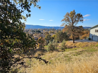12831 Lakeview Dr, Clearlake Oaks, CA 95423