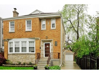 4926 N Bernard St, Chicago, IL 60625
