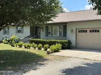600 W Mercer St, Jasper, MO 64755