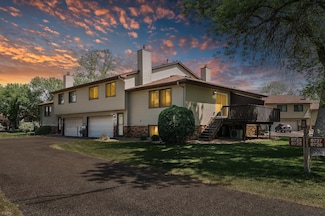8727 N Maplebrook Cir, Brooklyn Park, MN 55445