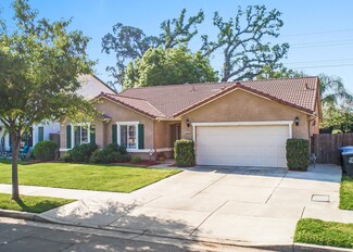 3043 W Payson Ave, Visalia, CA 93291