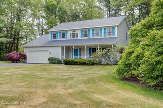 16 Brookside Dr, Saratoga Springs, NY 12866