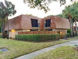 430 Live Oak Ln, Boynton Beach, FL 33436