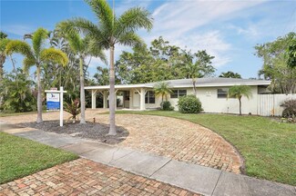 681 NE 8th Ct, Pompano Beach, FL 33060
