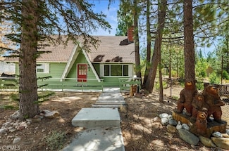 653 Temple Ln, Big Bear Lake, CA 92315