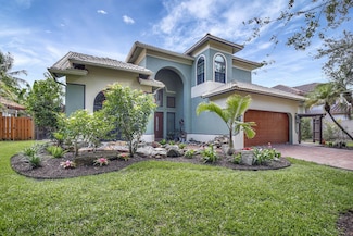 2583 Baccarat Dr, Hollywood, FL 33026
