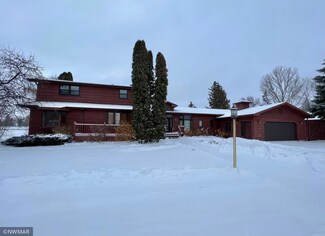 524 Red Lake Blvd, Thief River Falls, MN 56701