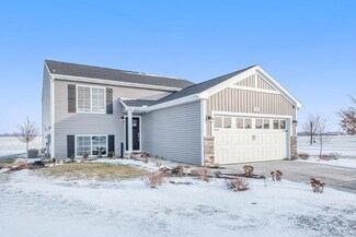 4035 Sumner Dr, Watervliet, MI 49098