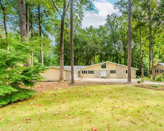 247 Old Timber Rd, Lawrenceville, GA 30046