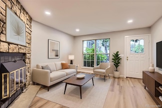 1811 S Quebec Way Unit 31, Denver, CO 80231