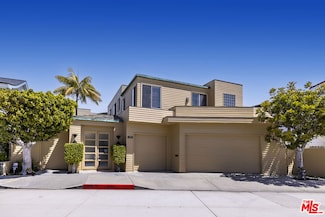 812 W Bay Ave, Newport Beach, CA 92661