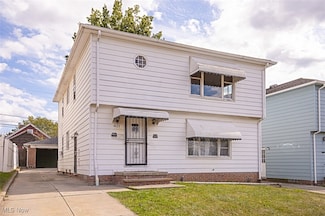 4633 Warner Rd, Cleveland, OH 44125