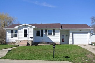 309 Chestnut St, Osage, IA 50461