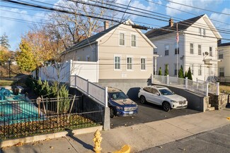 39 Washington St, Central Falls, RI 02863