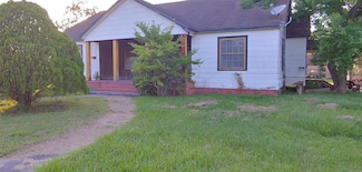 1370 Plum St, Beaumont, TX 77703