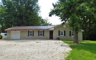 14257 Us Highway 231, Loogootee, IN 47553