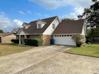 512 E Magnolia Dr, Mount Pleasant, TX 75455