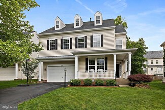 42584 Olmsted Dr, Ashburn, VA 20148