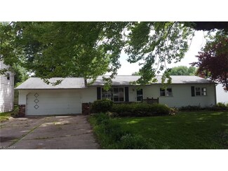 7734 Southland Dr, Mentor On the Lake, OH 44060