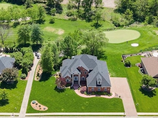 1034 Far Oaks Dr, Caseyville, IL 62232
