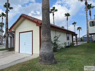 2184 Carmona W, Mercedes, TX 78570