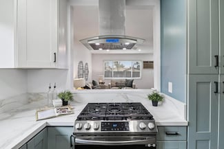 10220 Princess Sarit Way, Santee, CA 92071