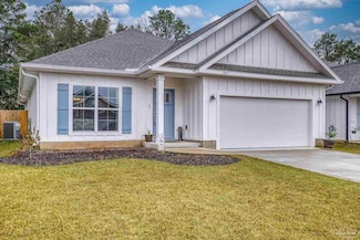 7053 Whitetail Run Dr, Bellview, FL 32526