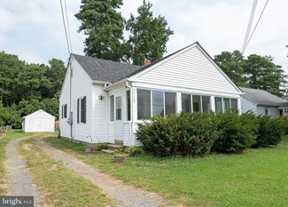 1113 Market St, Denton, MD 21629