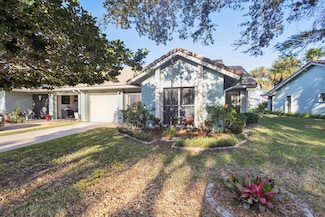 4176 Gator Trace Villas Cir Unit B, Fort Pierce, FL 34982
