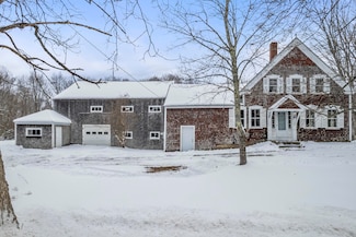 904 & 908 Lakeview Dr, China, ME 04358