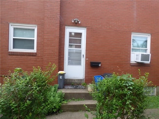 41 Charlton St Unit 2, Pittsburgh, PA 15205